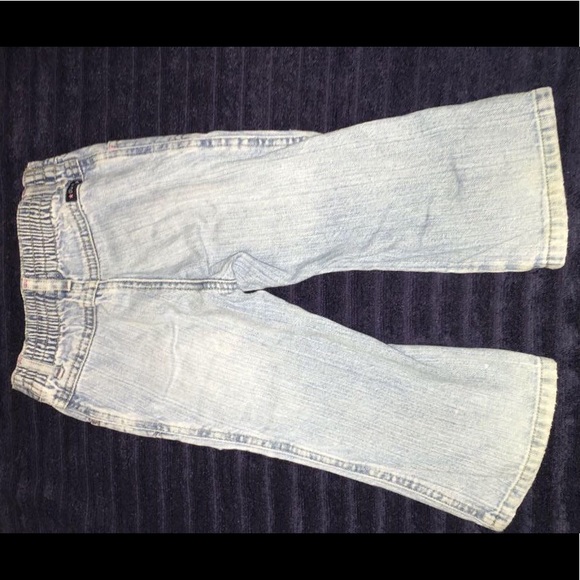 Old Navy Jean pants light wash 2T - Picture 2 of 5